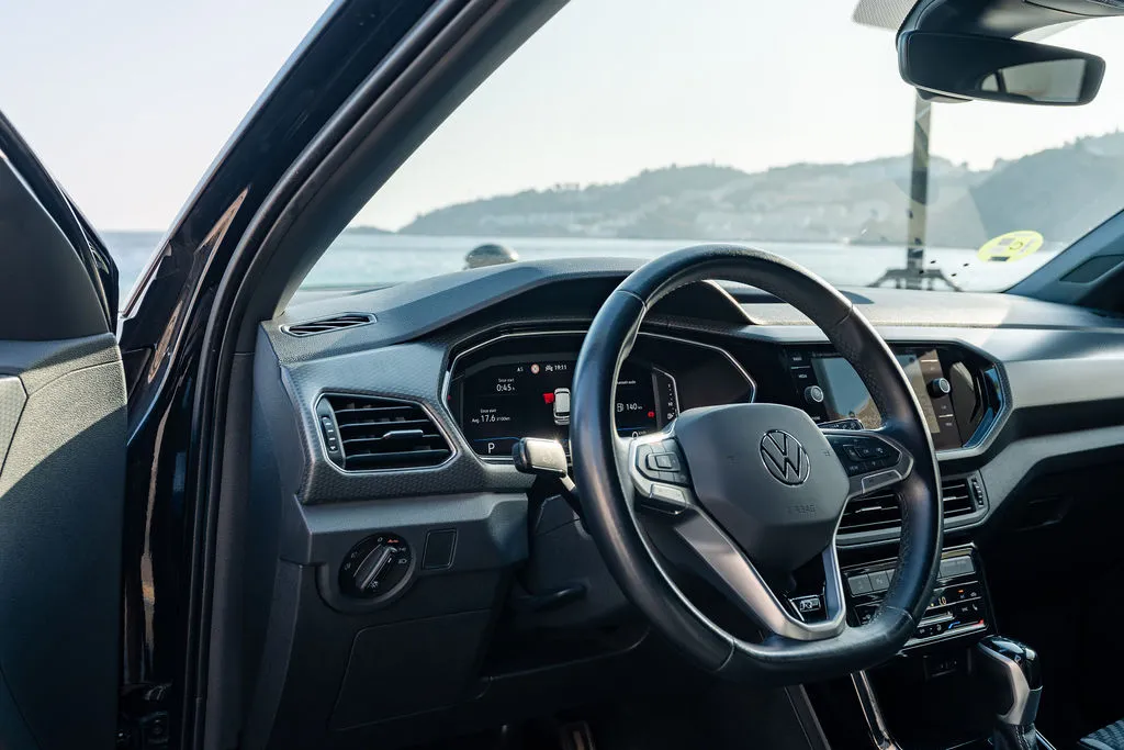 car-interior-beach (1)