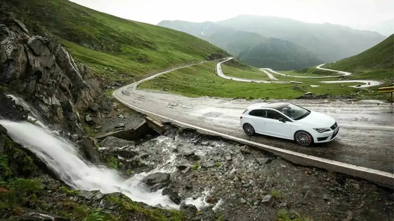 Driving in Spain: Essential Tips for International Tourists