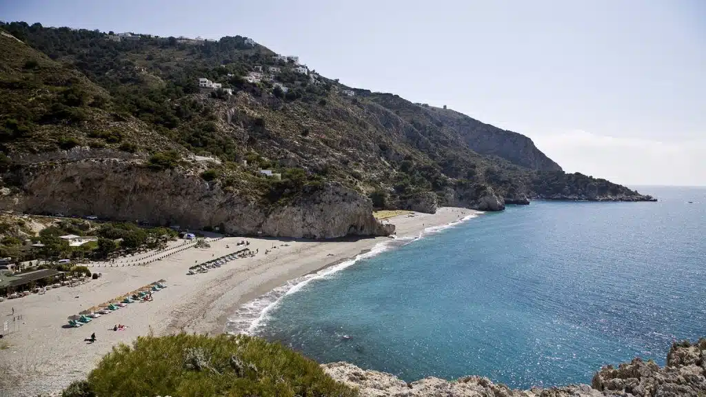 Strand von Cantarriján